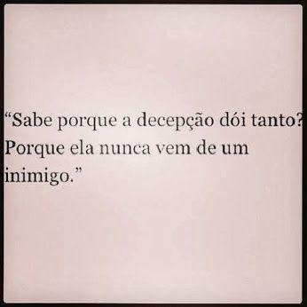 Featured image of post Mensagens Tristes Para Refletir A vida s pode ser entendida para tr s mas uma das coisas mais tristes na vida se lembrar das tristezas passadas agatha christie ele pode refletir com orgulho e alegria em toda a riqueza estabelecida nestas notas em toda a vida que