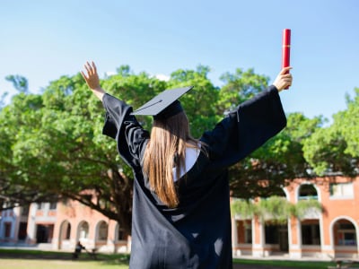 40 mensagens de formatura para filha que expressam amor e admiração