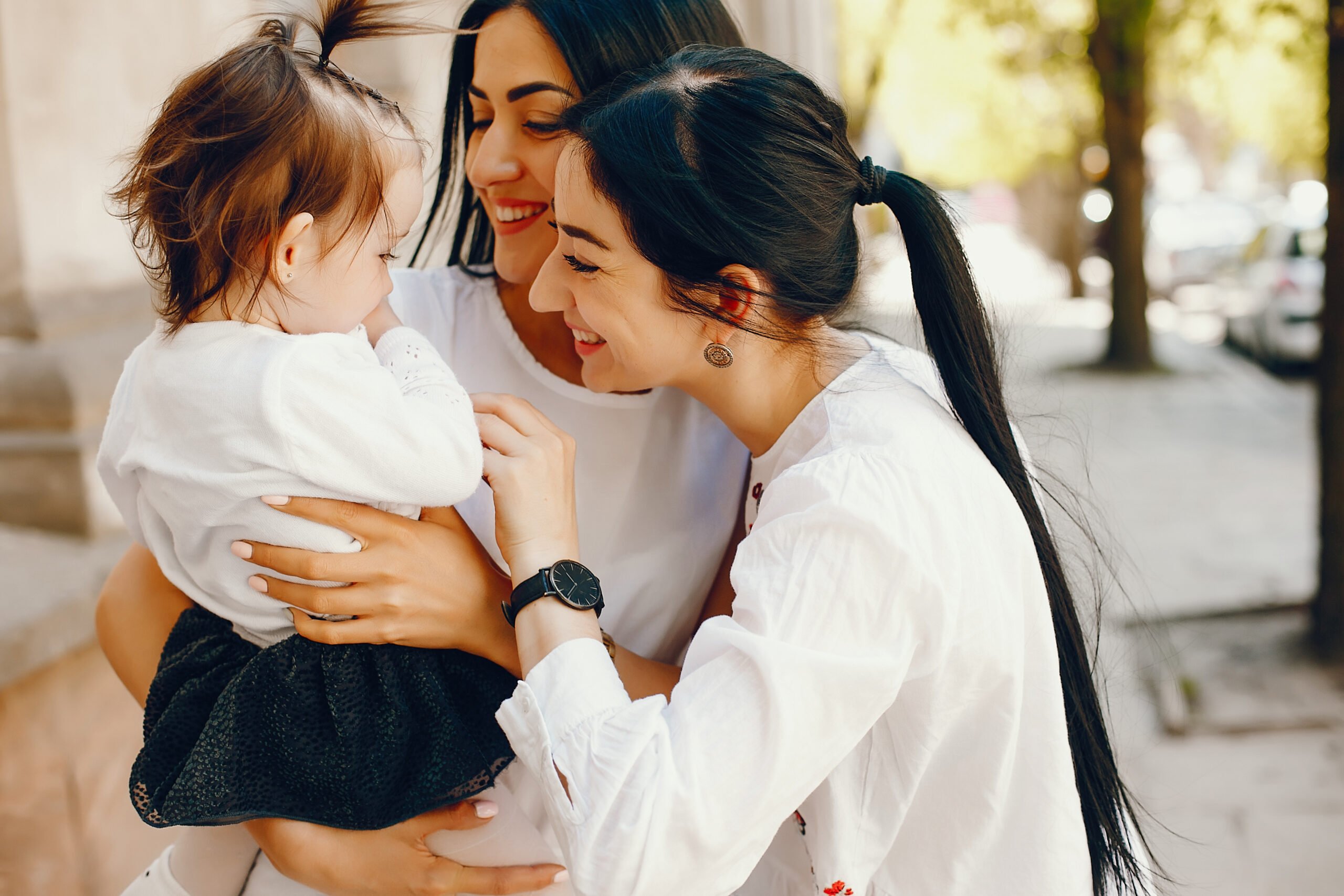 Aunts daughter. Aunt photo. Aunt on the photo. Gifts for young mothers.